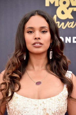 Alisha Boe portrait