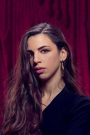 Eva Galogavrou portrait