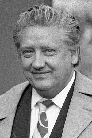 Kalmer Tennosaar portrait