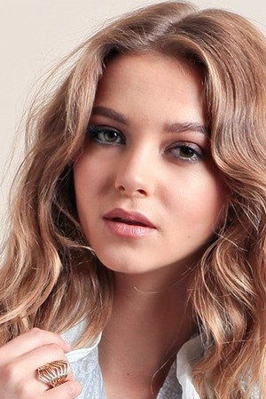Ivy Matheson portrait
