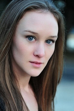 Ashlynn Ross portrait