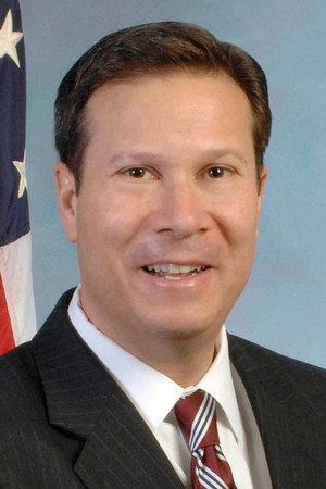 Frank Figliuzzi portrait