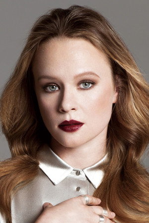 Thora Birch portrait