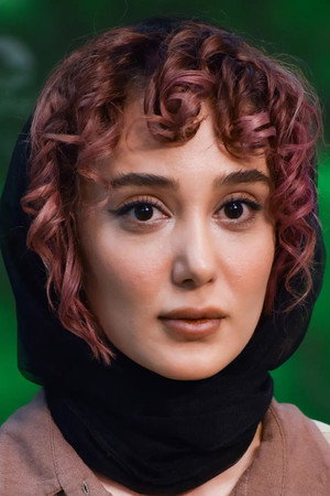 Saghi Hajipour portrait