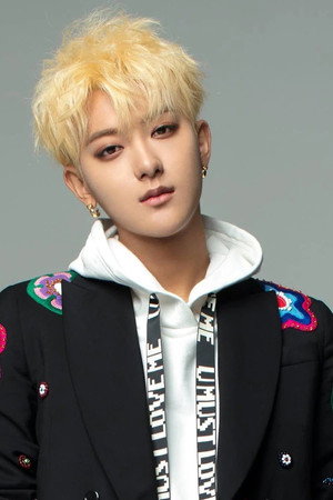 Huang Zitao portrait