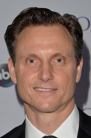 Tony Goldwyn portrait