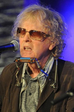 Ian Hunter portrait