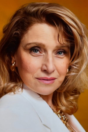 Liz Larsen portrait