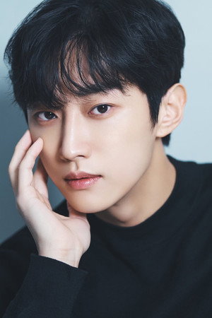 Jung Jin-young portrait