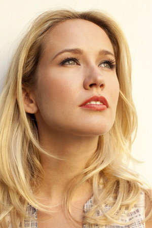 Anna Camp portrait