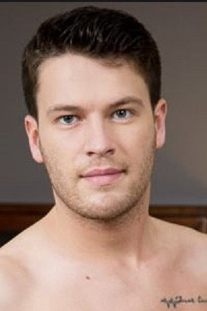 Evan Landers portrait