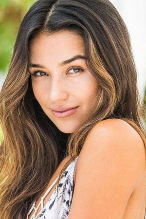 Alexandria Rousset portrait