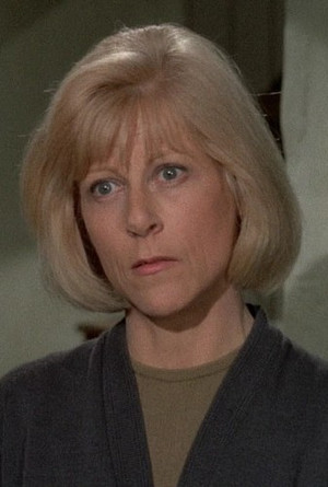 Eléonore Hirt portrait