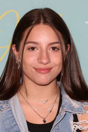 Mackenzie Ziegler portrait