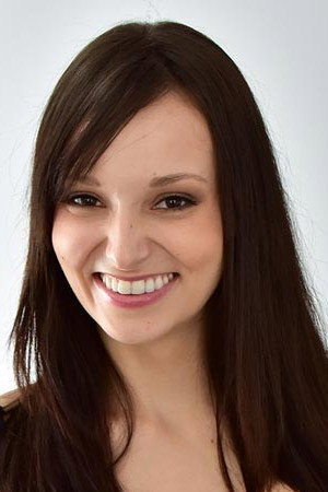 Lexi Luna portrait