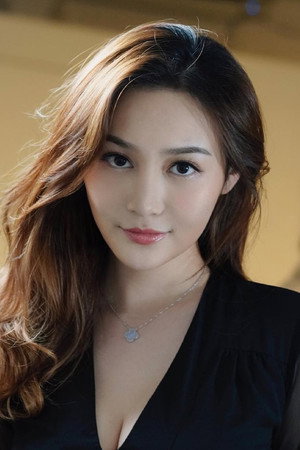 Ashina Kwok portrait