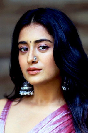 Raashi Singh portrait