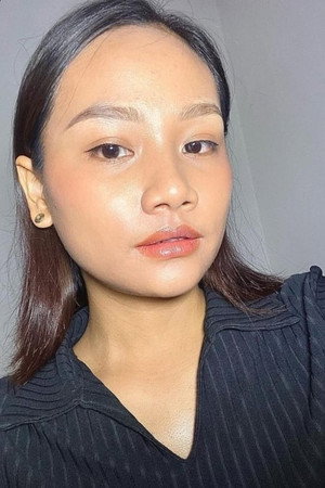 Dinda Soediono portrait