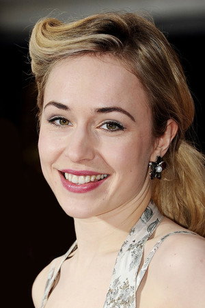 Sarah Goldberg portrait