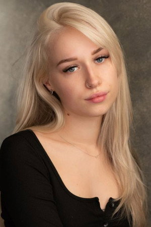 Ellie Medlock portrait
