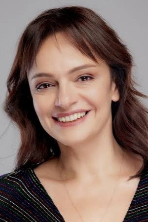 Selen Uçer portrait