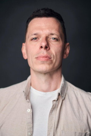 Lee Comley portrait