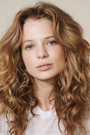 Allison Lanier portrait