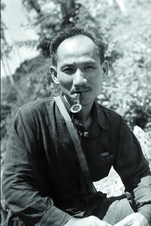 Nguyễn Tuân portrait