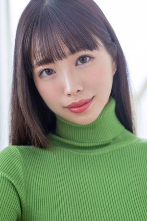 Kozue Minami portrait