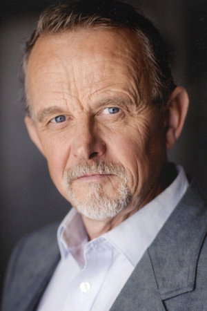 Paul Batten portrait