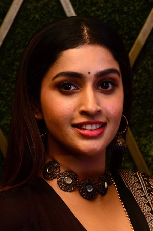 Tanya Ravichandran portrait