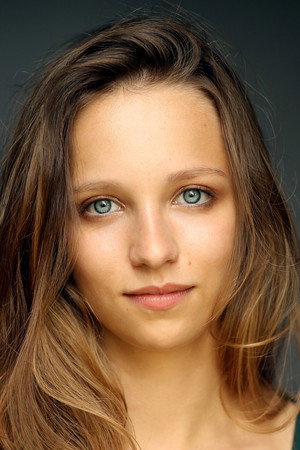 Molly Windsor portrait