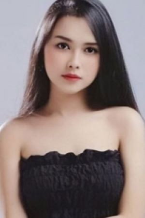 Ovi Risna Kartika portrait