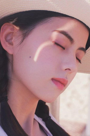 Huang Riying portrait