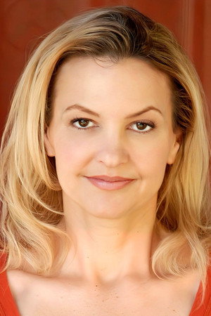 Elle Alexander portrait