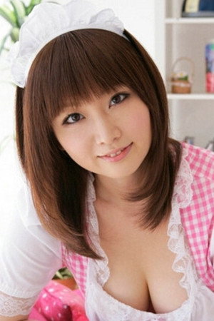 Riona Minami portrait