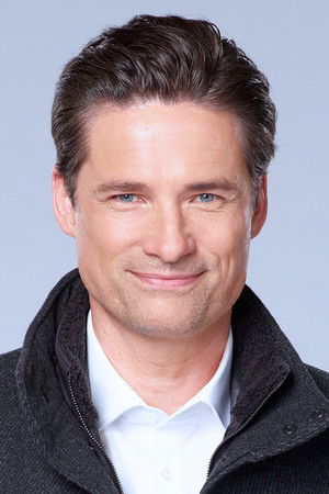 Warren Christie portrait