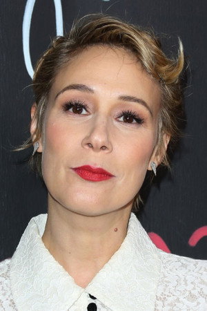 Liza Weil portrait
