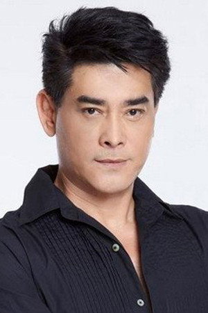 Lek Aisul portrait