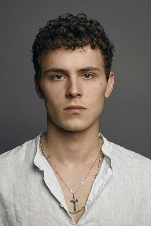 Arón Piper portrait