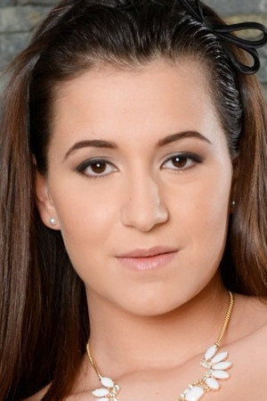 Cindy Loarn portrait