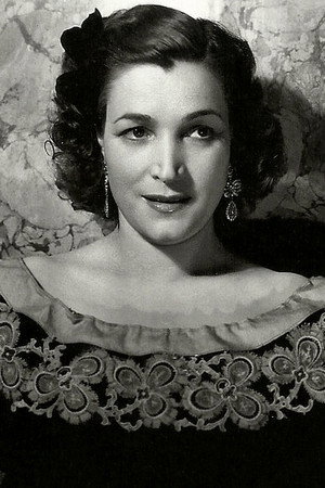 Germaine Rouer portrait