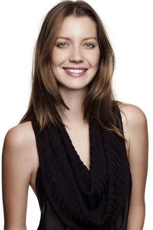 Nathalia Dill portrait