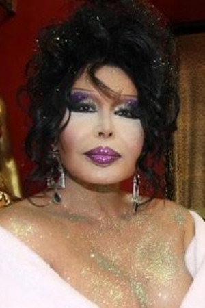 Bülent Ersoy portrait