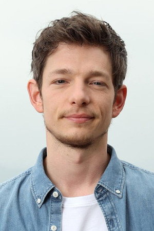 Mike Faist portrait