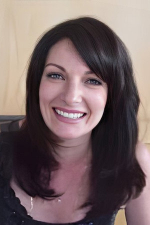 Leanne Halloran portrait