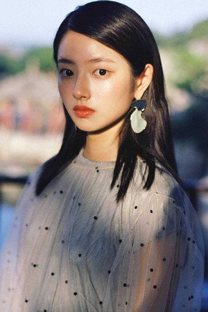 Xu Ruohan portrait