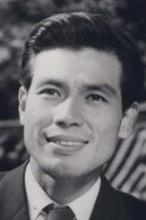 Min Lee portrait