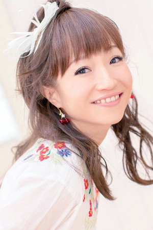 Mayumi Izuka portrait