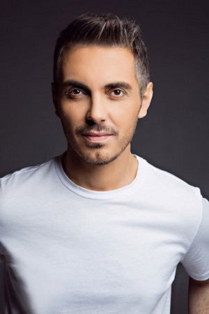 Mihalis Hatzigiannis portrait